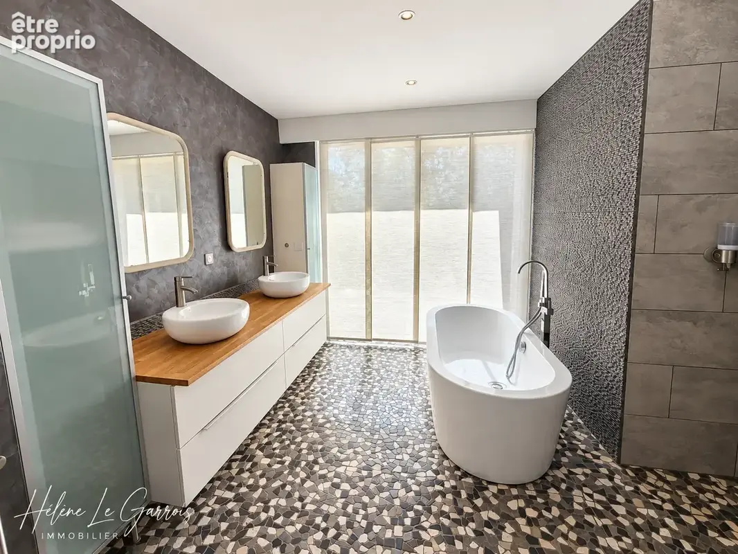 Très belle opportunité   Maison familiale contemporaine et studio indépendant sur le golf de Saint Sulpice - photo 15
