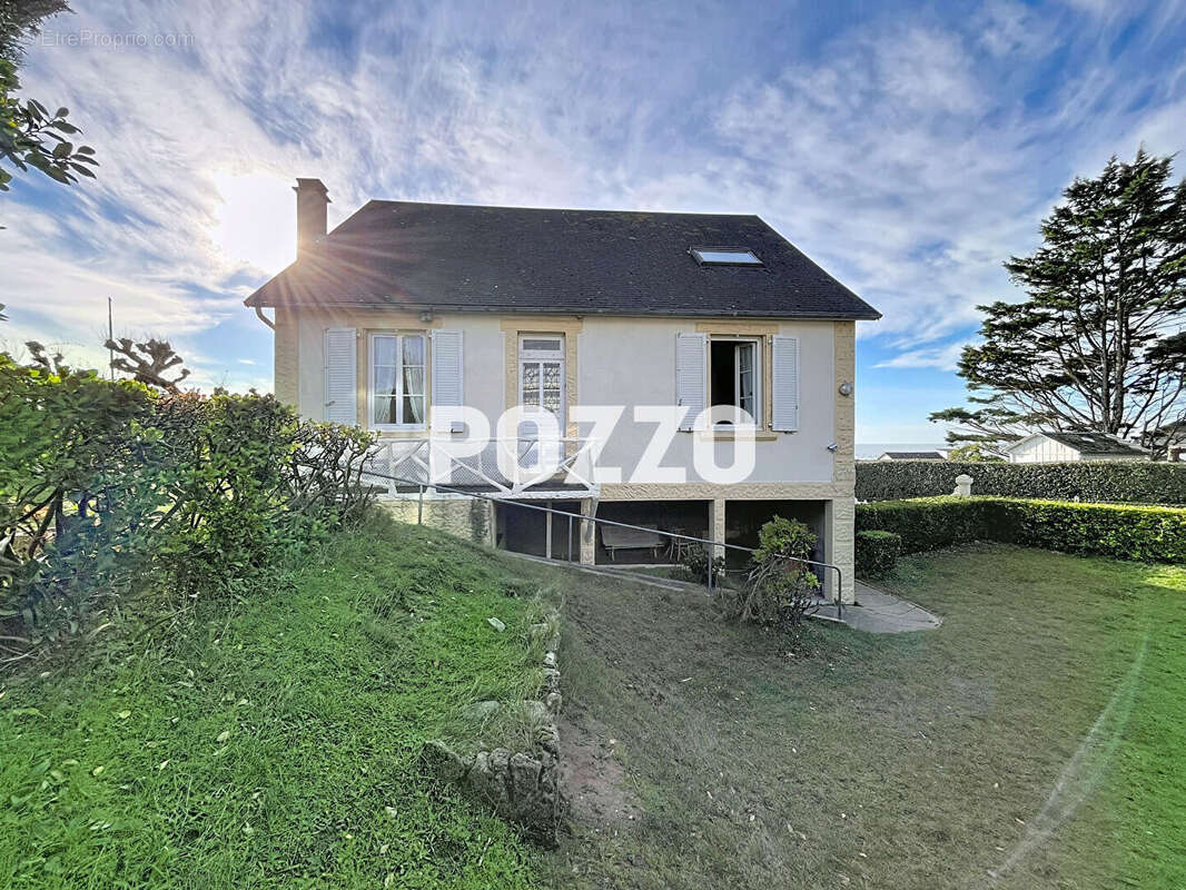 Saint jean le thomas :  vue mer, vue mont, villa 144 m2 au calme, jardin, preau, garage - photo 18