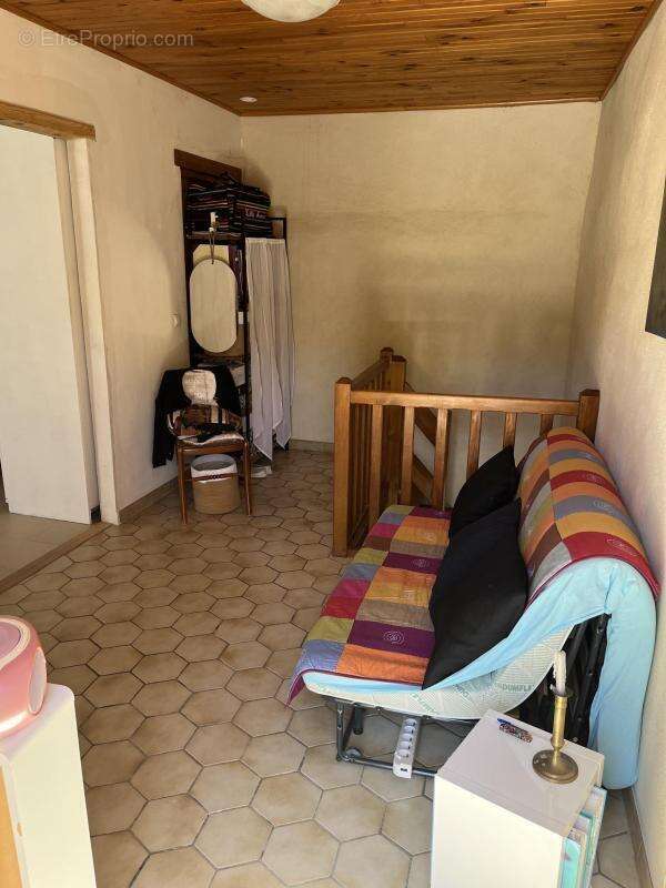 Maison de village rénovée avec terrasse - photo 9