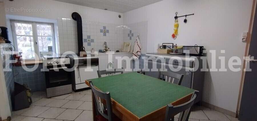 Maison à LE CHAMBON