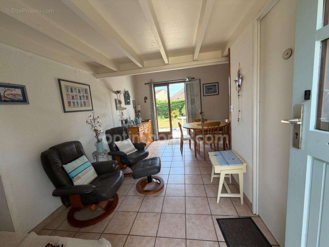 Maison 2 chambres avec jardin – Sainte-Cécile-Plage - photo 3