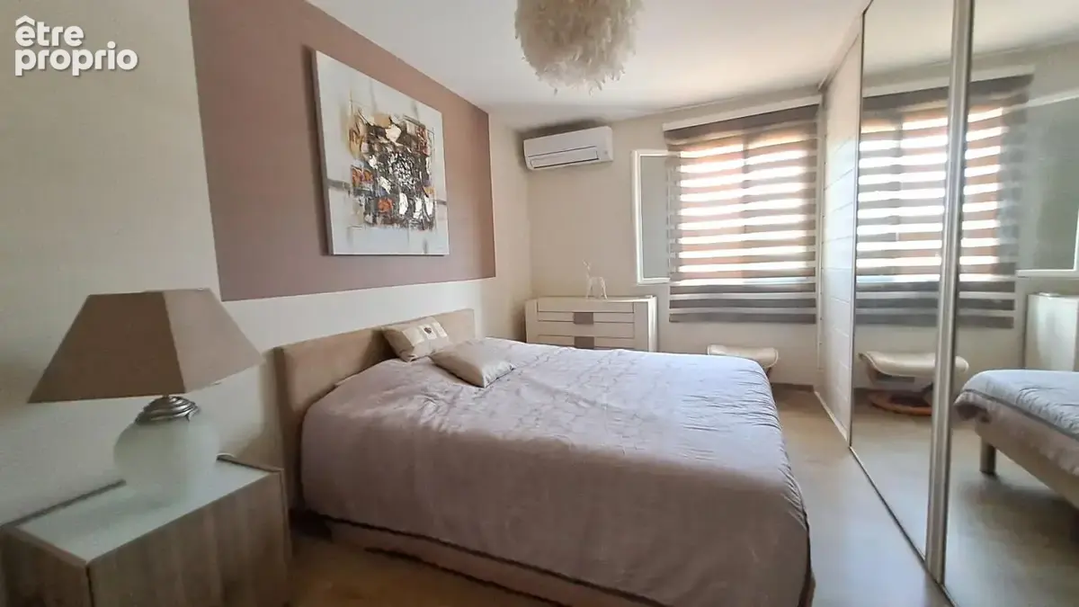 Villa Arles T 5/6  de 165 m²  avec Jardin - photo 10