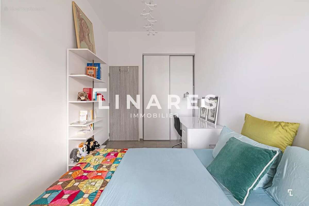 Appartement à MARSEILLE-2E
