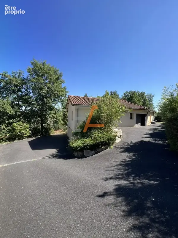 Photo Maison à Unieux au prix de 339 000€
