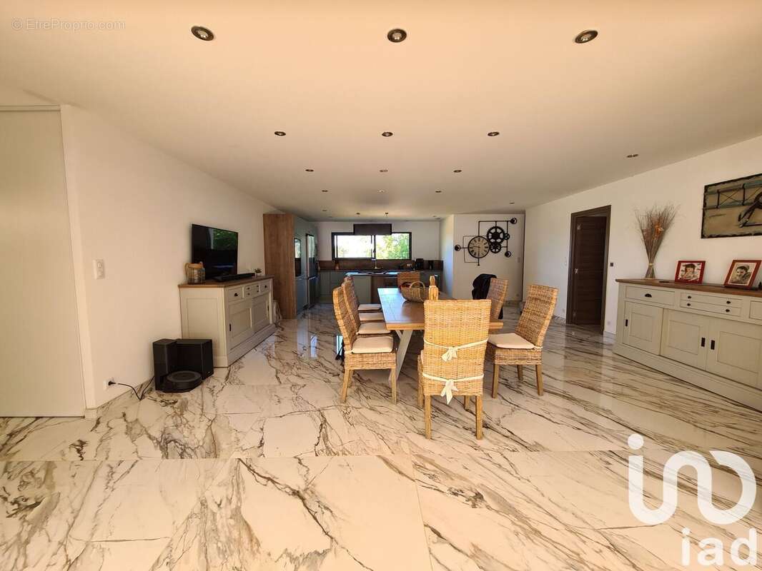 Photo 7 - Maison à BELEYMAS