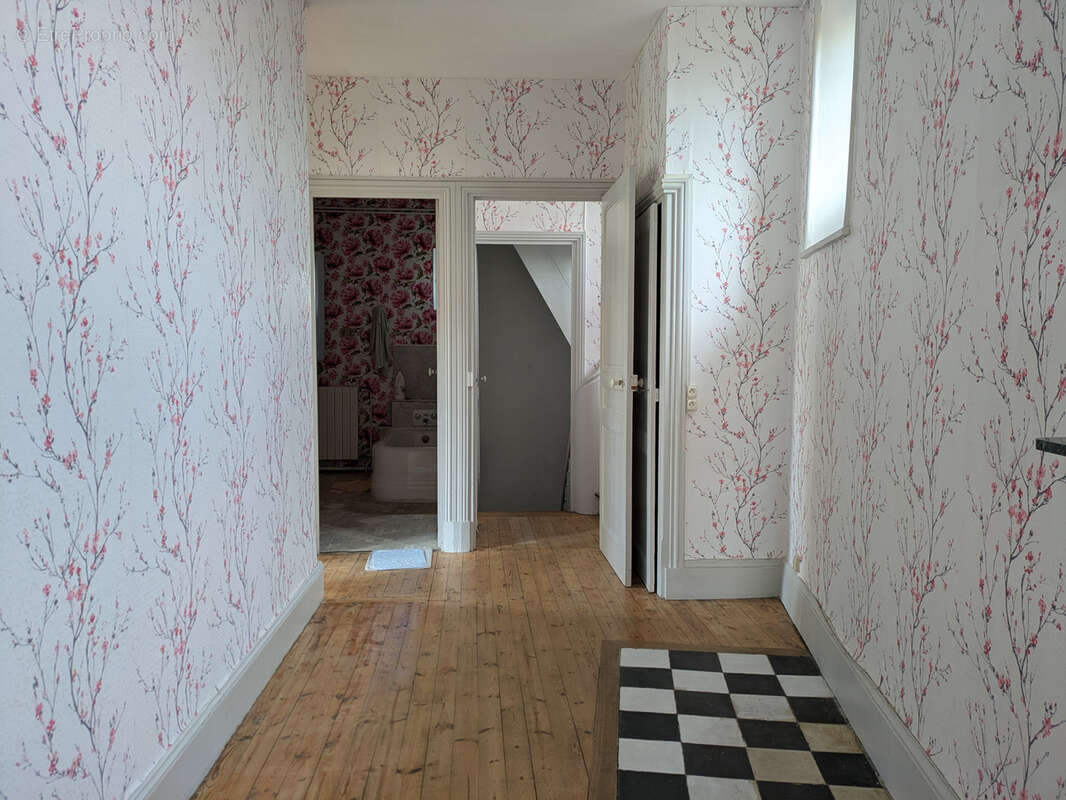 Belle demeure bourgeoise ANNONAY avec jardin - photo 11