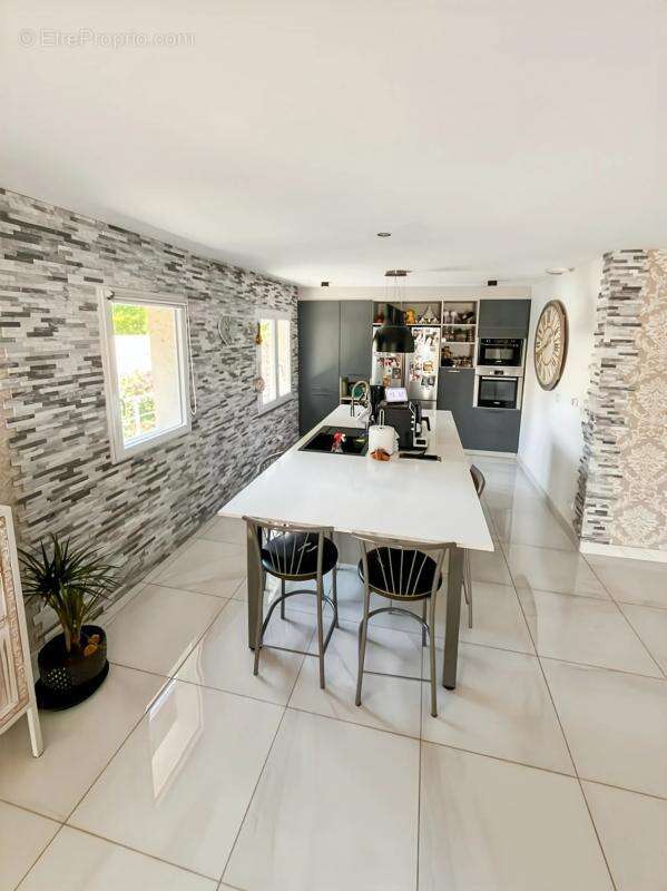 Maison à MIGNE-AUXANCES