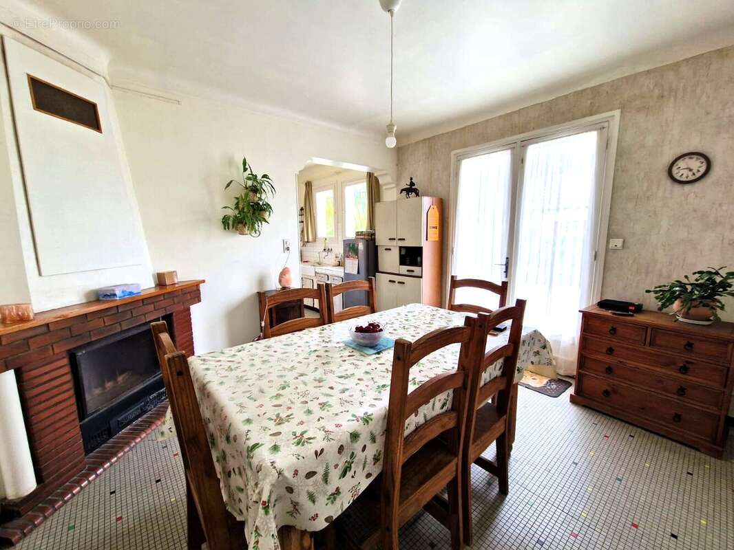 Photo-2025/061113-1-4 - Maison à AZUR