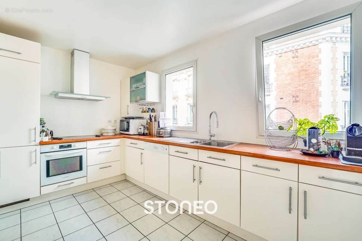 Appartement à LEVALLOIS-PERRET