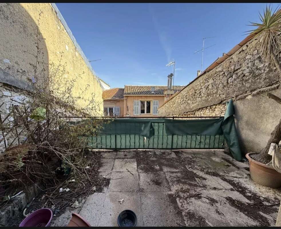 Appartement à VENCE