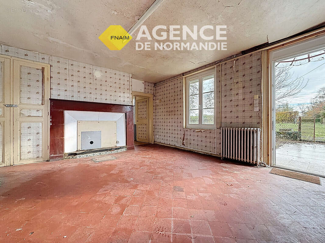 Maison à MONTREUIL-L&#039;ARGILLE