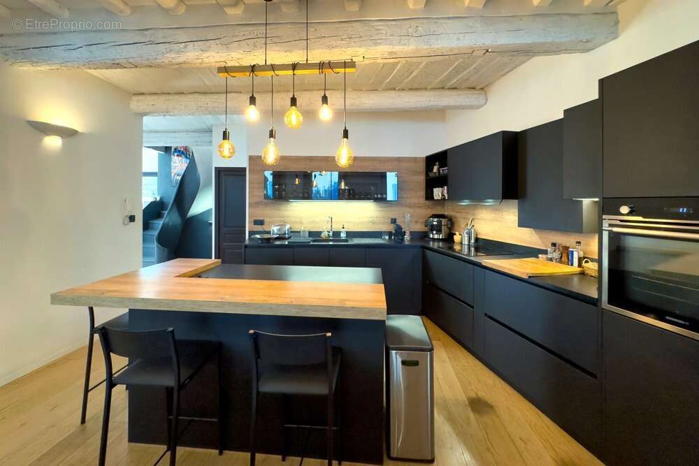 Maison à ROQUEVAIRE