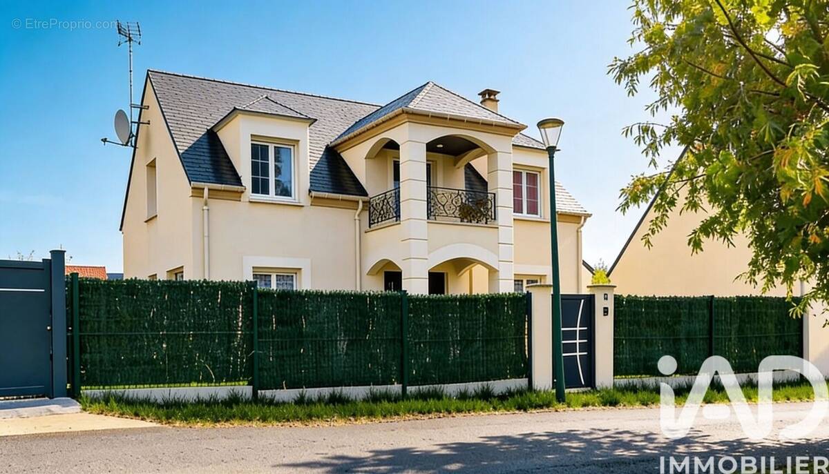 Photo 1 - Maison à VENNECY