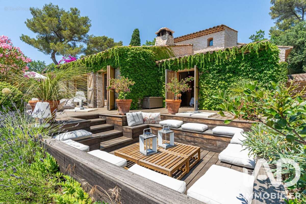 Photo 3 - Maison à TOURRETTES-SUR-LOUP