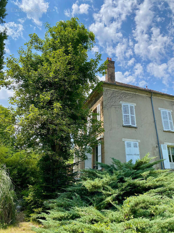 Maison à VOULX