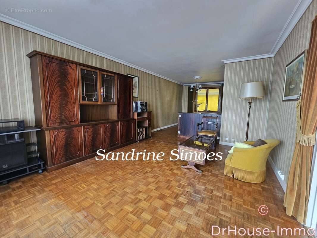 Maison à MONTMORILLON