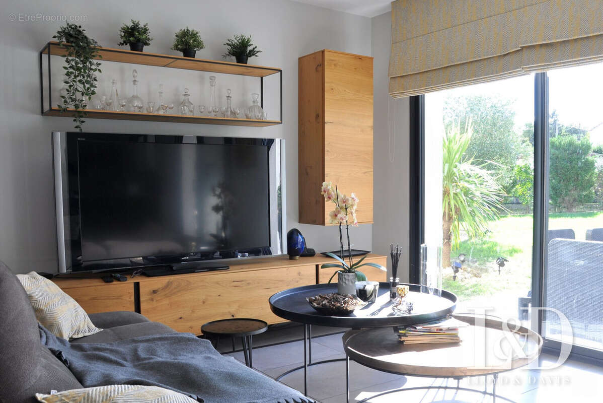 Maison à SAINT-SULPICE