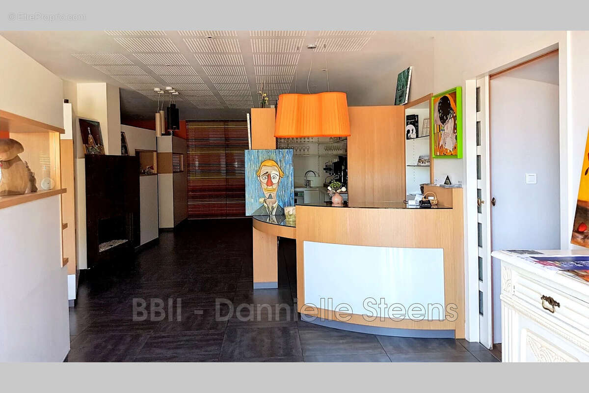 Maison 340 m² à Corlay  - photo 3