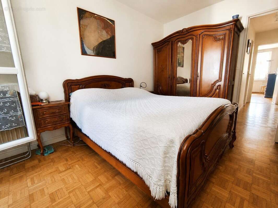 Appartement à MAISONS-ALFORT