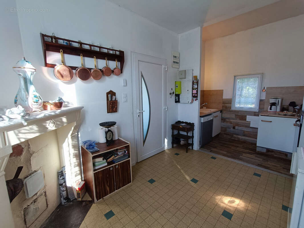Maison à SANCERGUES