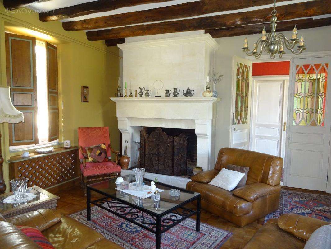 Secteur saint hilaire les places proche de nexon en haute vienne magnifique manoir du 17eme de 280 m² habitables sur 17862 m² de - photo 13