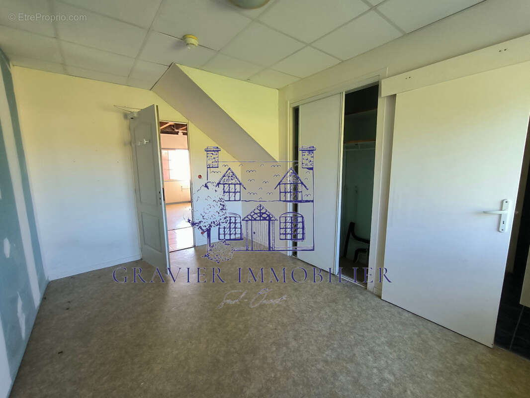 Maison à URT