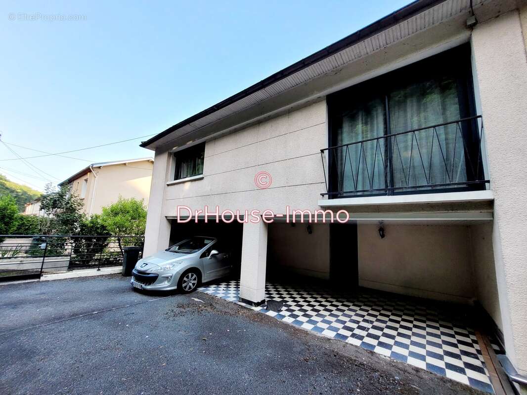 Maison à CHAMPCEVINEL