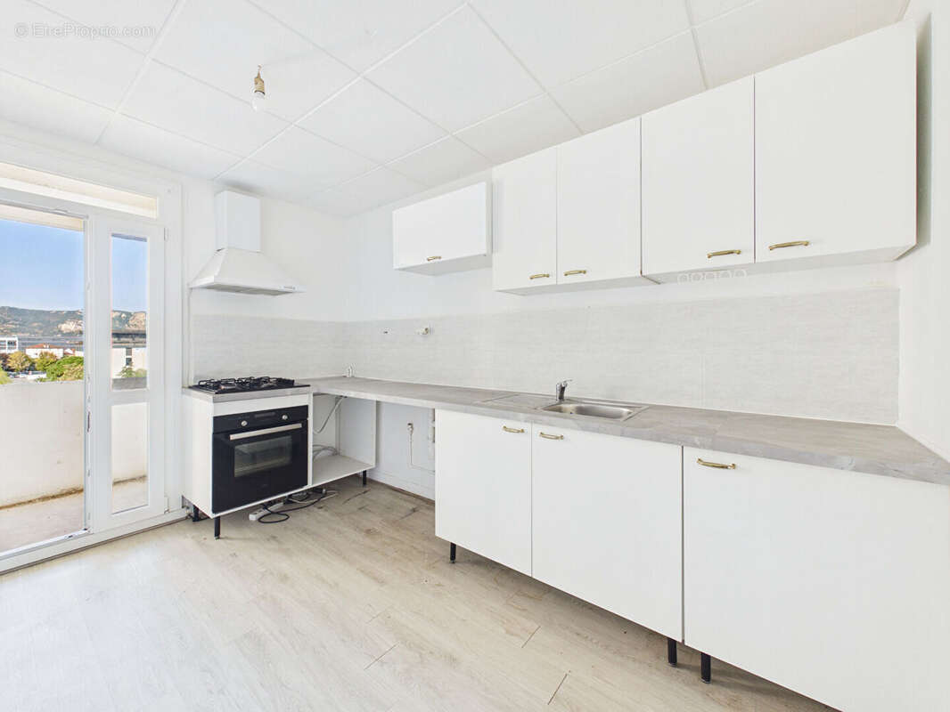 Appartement rénové Valence T3 de 57 m2 avec balcon et cave - photo 3