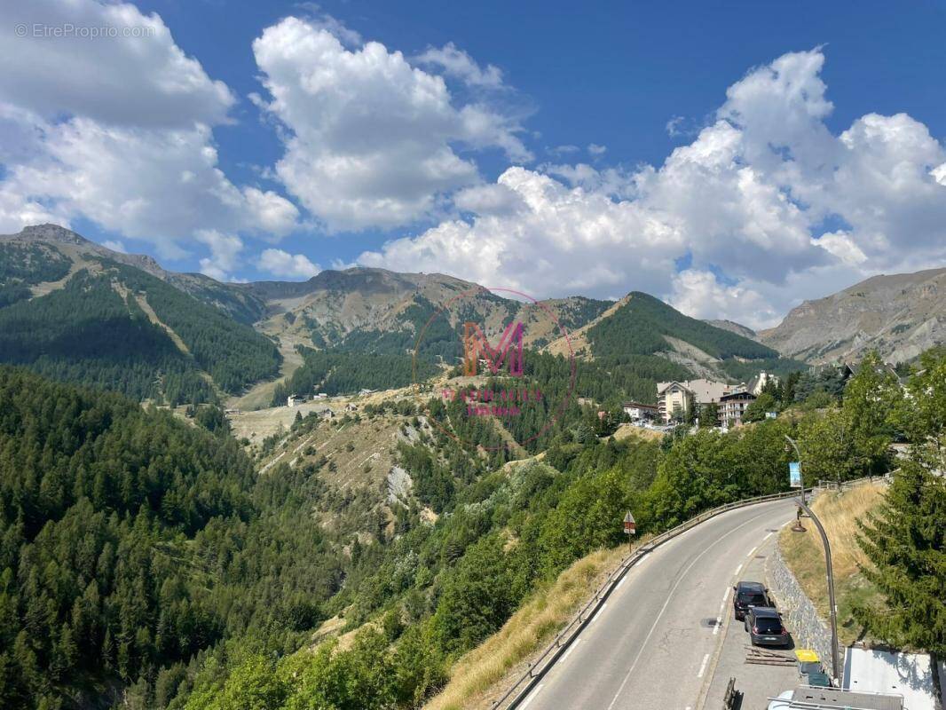 Appartement à SAINT-ETIENNE-DE-TINEE