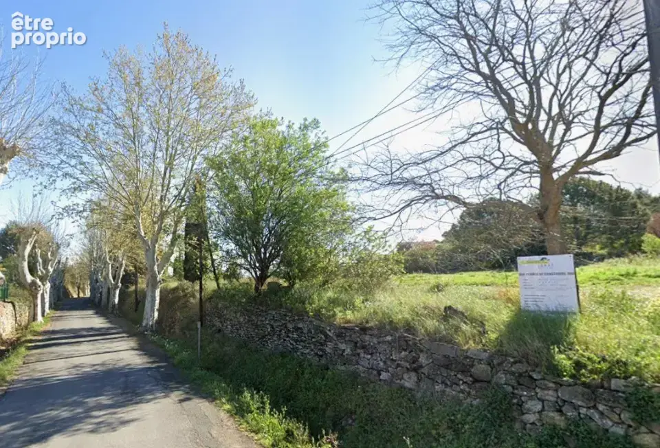 Terrain à MOUSSAN