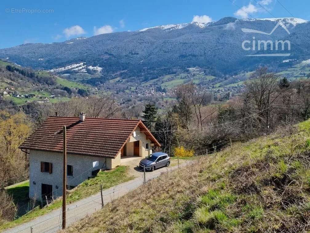 Maison à THEYS