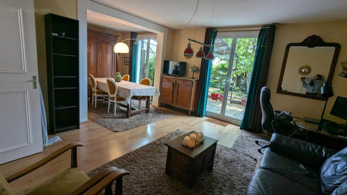 Maison à MANTES-LA-VILLE