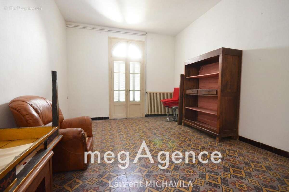 Maison à VILLENEUVE-LES-BEZIERS