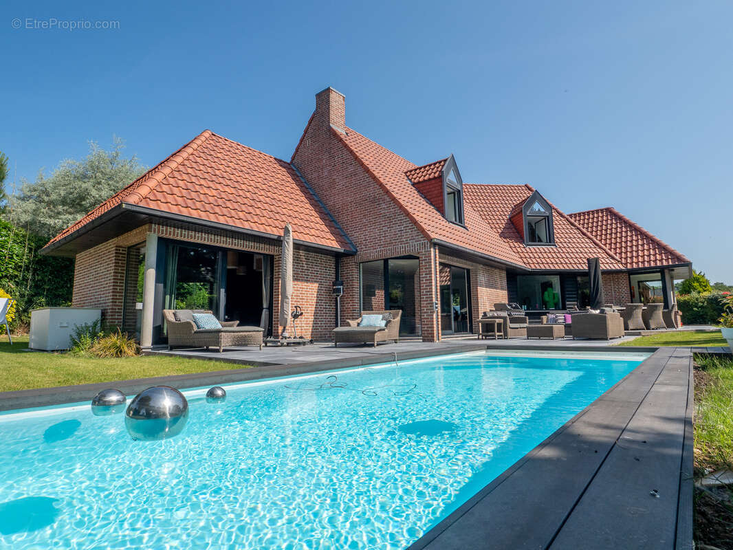 Maison à CAMPHIN-EN-PEVELE