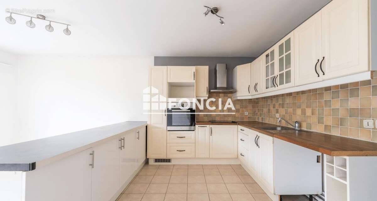 Appartement à CHATENAY-MALABRY