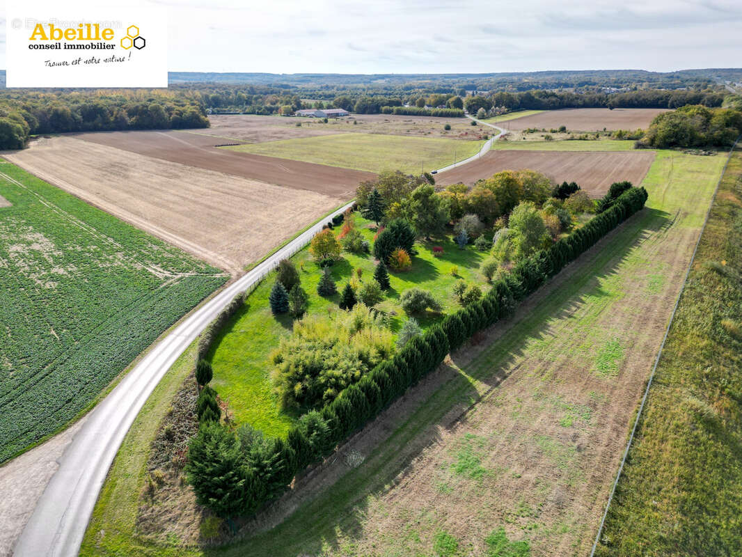 Maison à VAUGRIGNEUSE