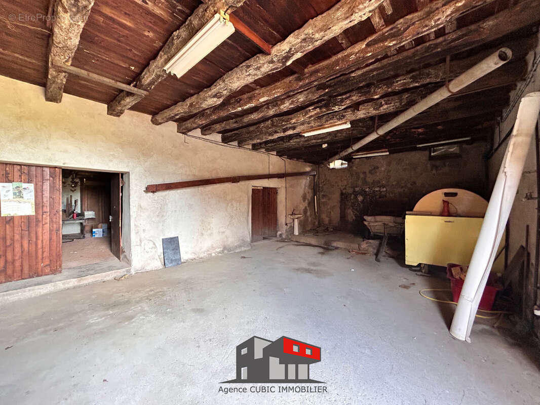 Maison à LE PERREON