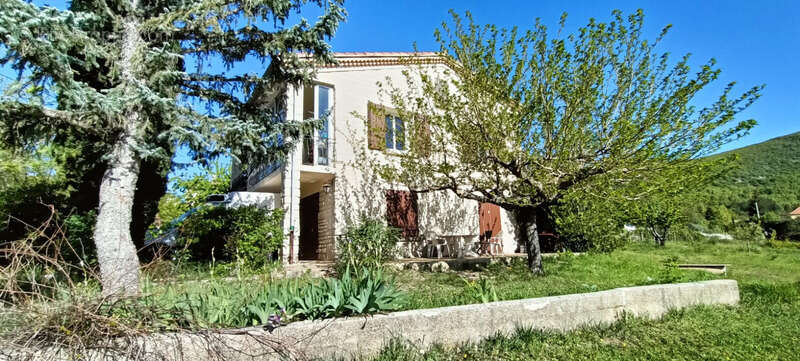 Maison à BANON
