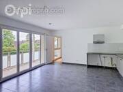 Appartement à ETREMBIERES