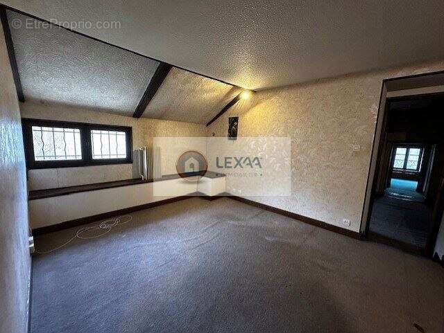 Maison à BRION-SUR-OURCE