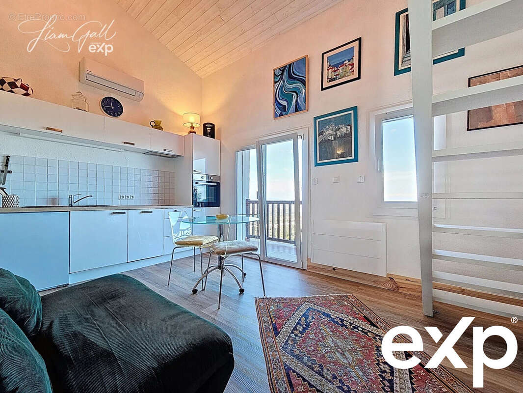 Maison à LAROQUE-DES-ALBERES