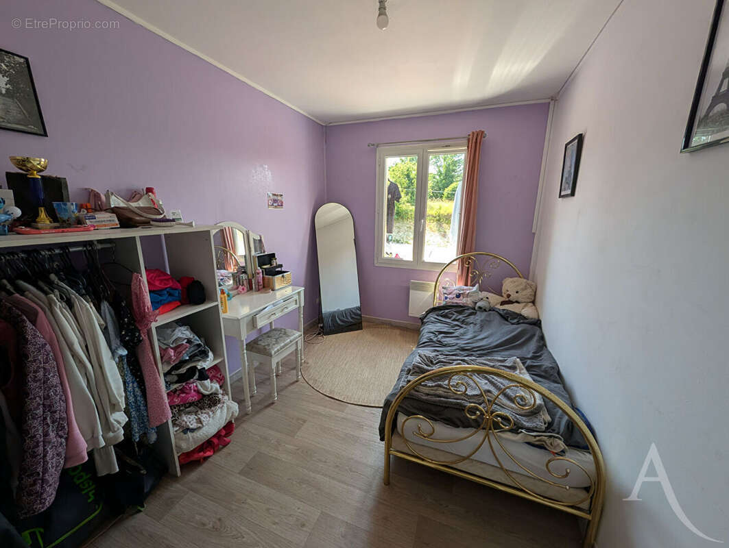 Maison individuelle - 8 pièces - 120m² - DELETTES - photo 5
