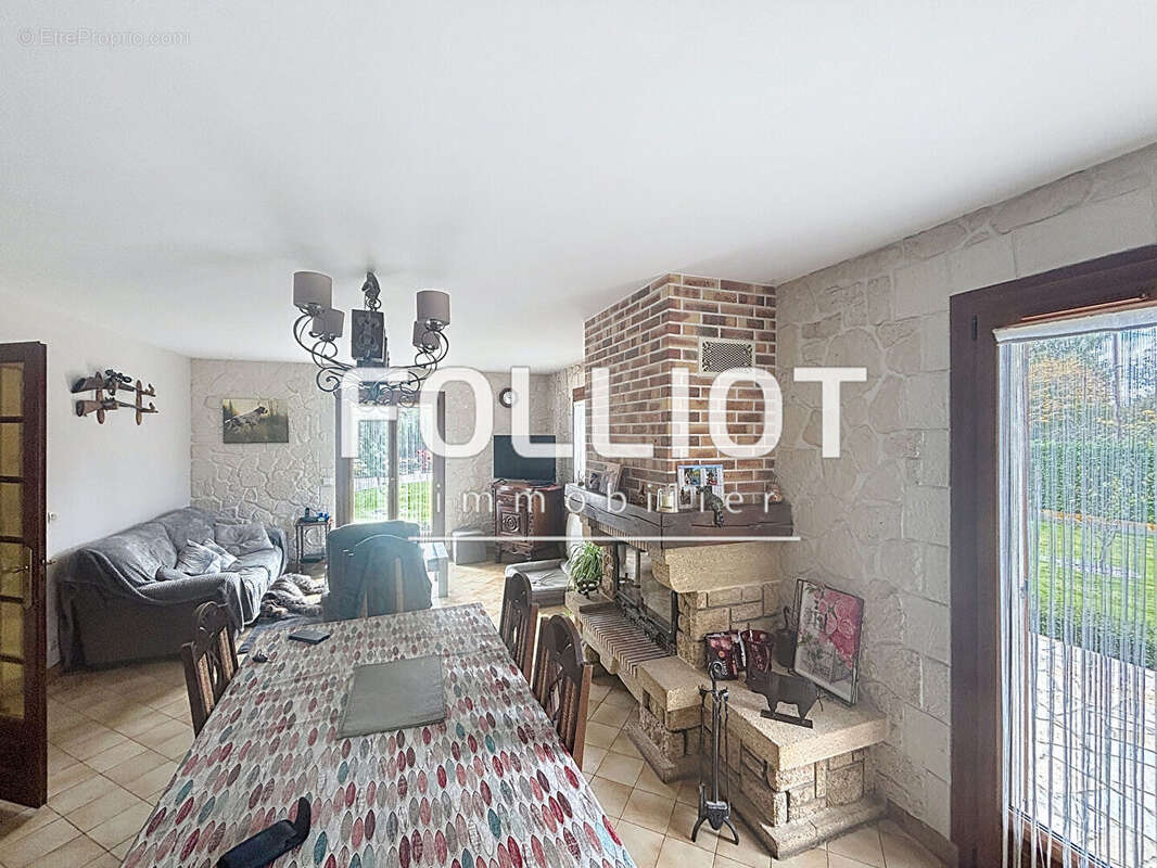 Maison à GONNEVILLE-SUR-MER