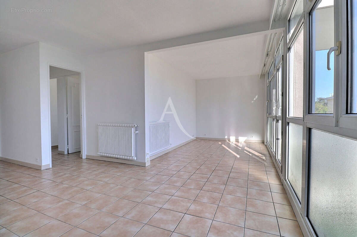 Appartement à MAISONS-LAFFITTE