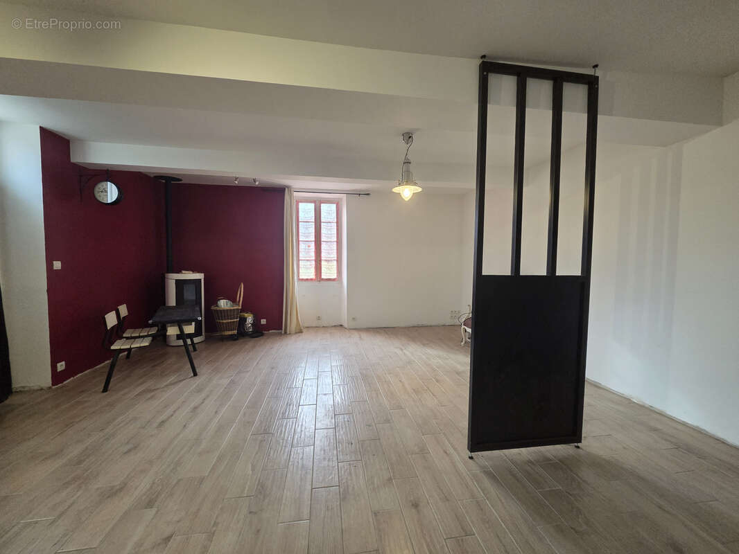 Maison à FLAUGEAC