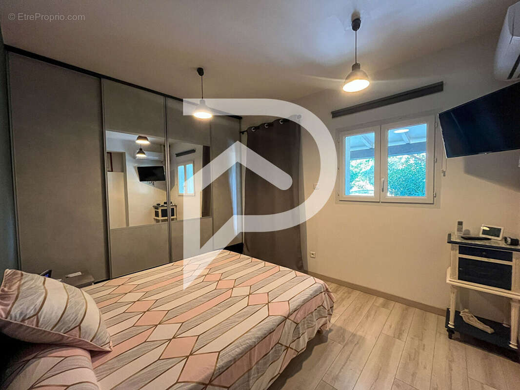 Maison à SAINT-CYPRIEN