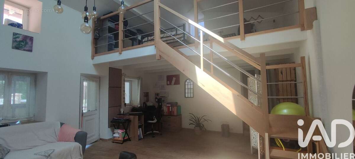 Maison 75 m² à Fomperron  - photo 9
