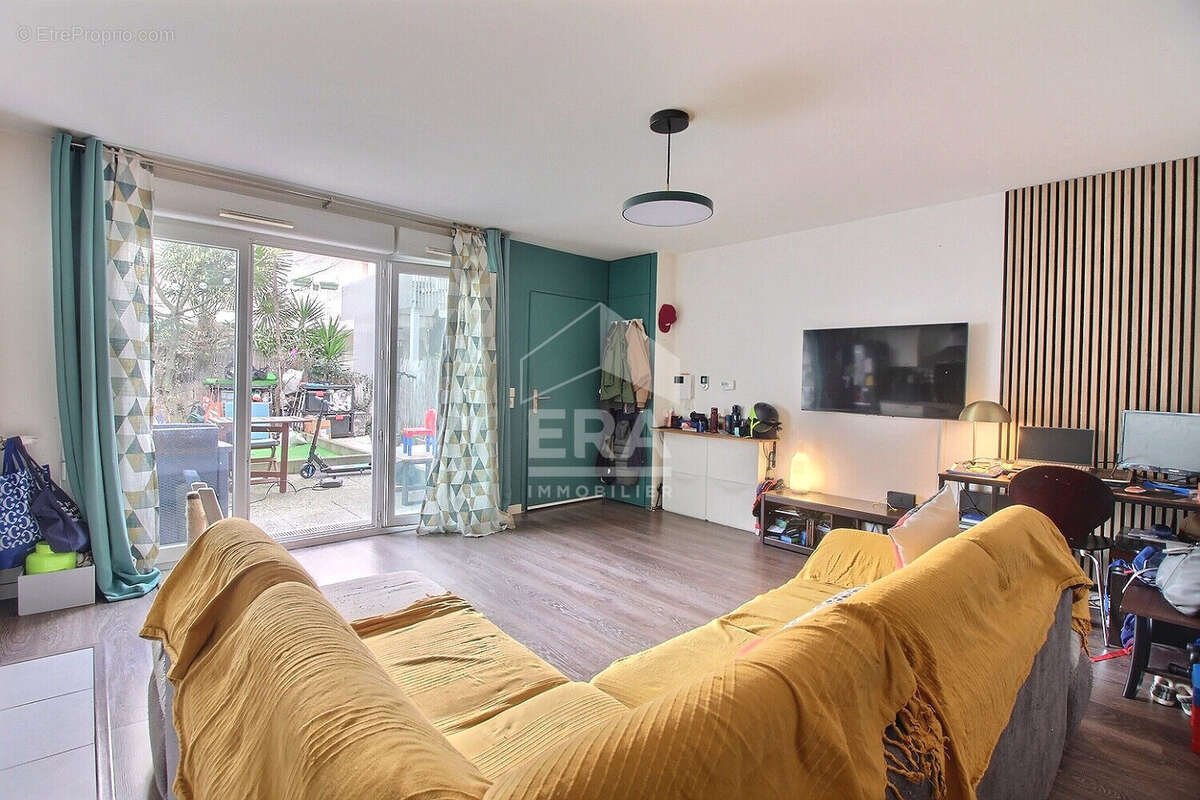 Appartement à SAINT-OUEN