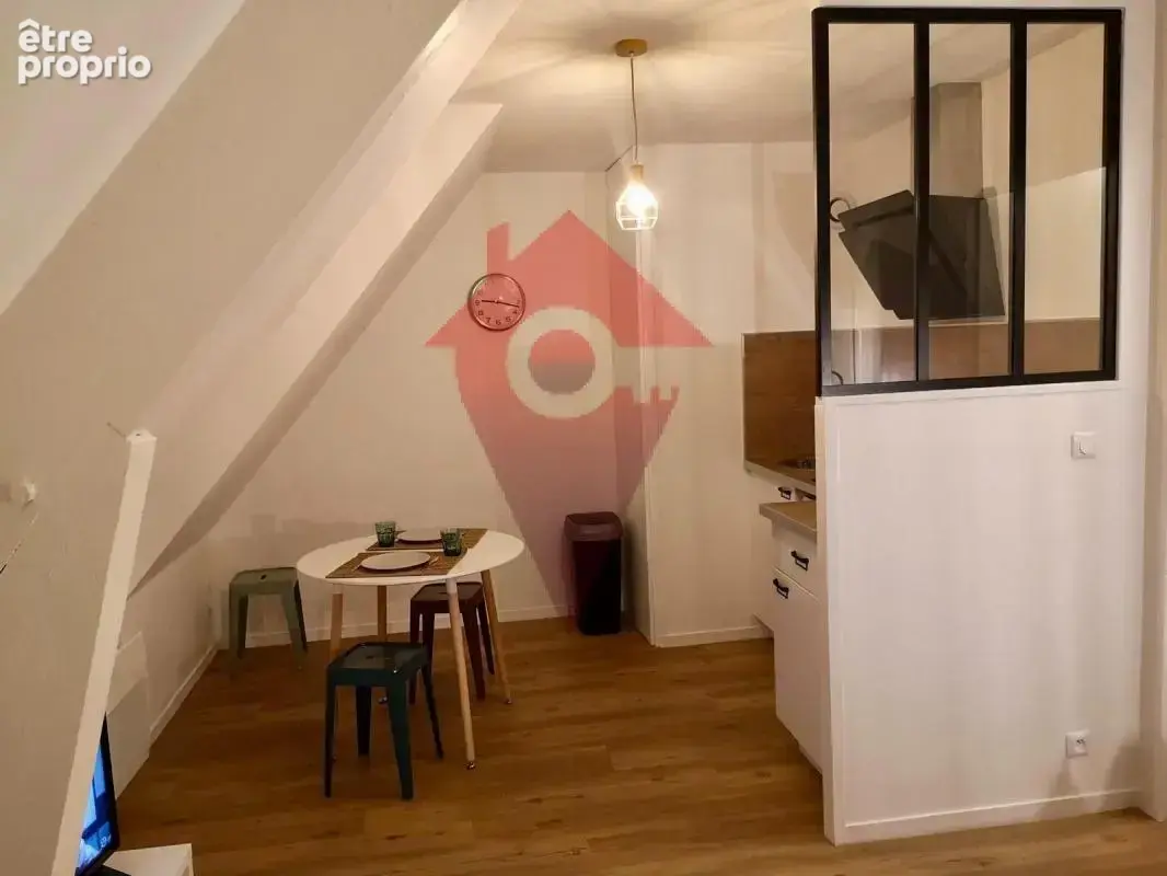 Appartement T1 meublé au dernier étage avec ascenseur et par - photo 7