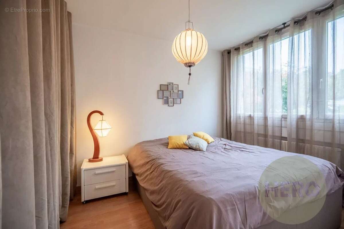 Appartement à BEYNES